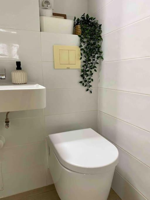 Super Central & Modern Apartment - Great View Bucharest Luaran gambar
